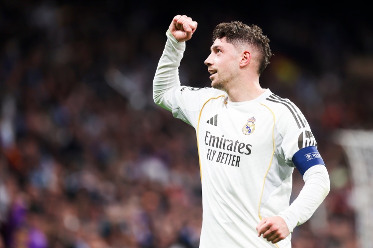 APP下载-个个精彩！巴尔韦德3粒进球细节：人球分过、逆足抽射、挑球过人