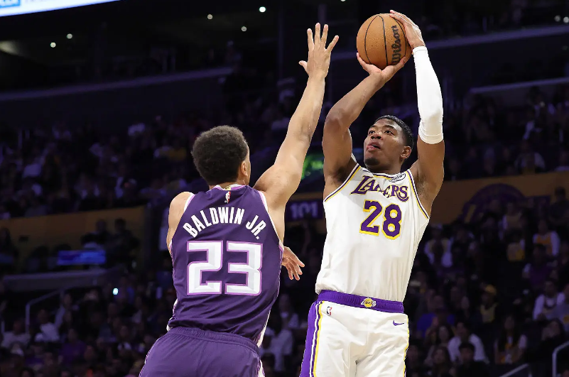 Xingkong sports-得分能力依然很难发挥，湖人锋线大将在第二阵容中无法施展才能？